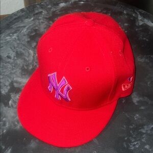 New York Yankees New Era Purple Undervisor  Fitted Hat - Red
